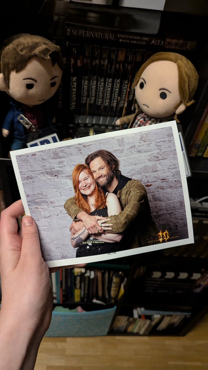 JadeInFilm's tweet photo. that one is for 12 year old me, for the 15 y/o in the first akf sweater, the 16 y/o with the jerk necklace and so so many more but also the 28 y/o with the Sam Winchester playlist. who knew I had to be depressed, get new friends, move to the city and get married first? 

#purcon https://t.co/1SSF9TopWU