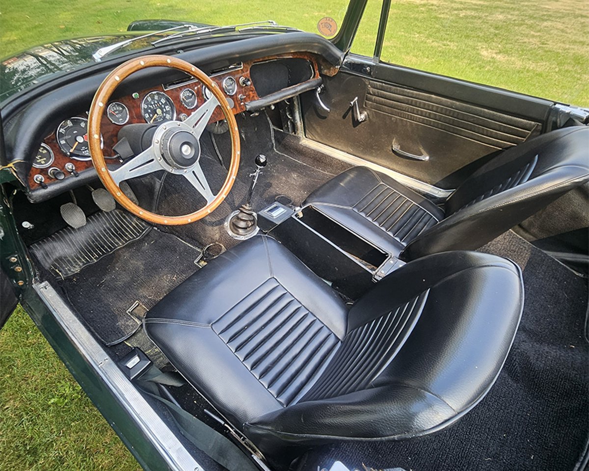 Barrett_Jackson's tweet photo. The name says it all. This 1966 #Sunbeam #Tiger #convertible is powered by a 289ci V-8 engine rebuilt in 2019, paired with a four-speed manual transmission freshened at the same time. Join us at the 2026 Columbus Auction, June 25-27.
Consign today: https://t.co/q8GxWQYwtN https://t.co/Zy3CA49DQh
