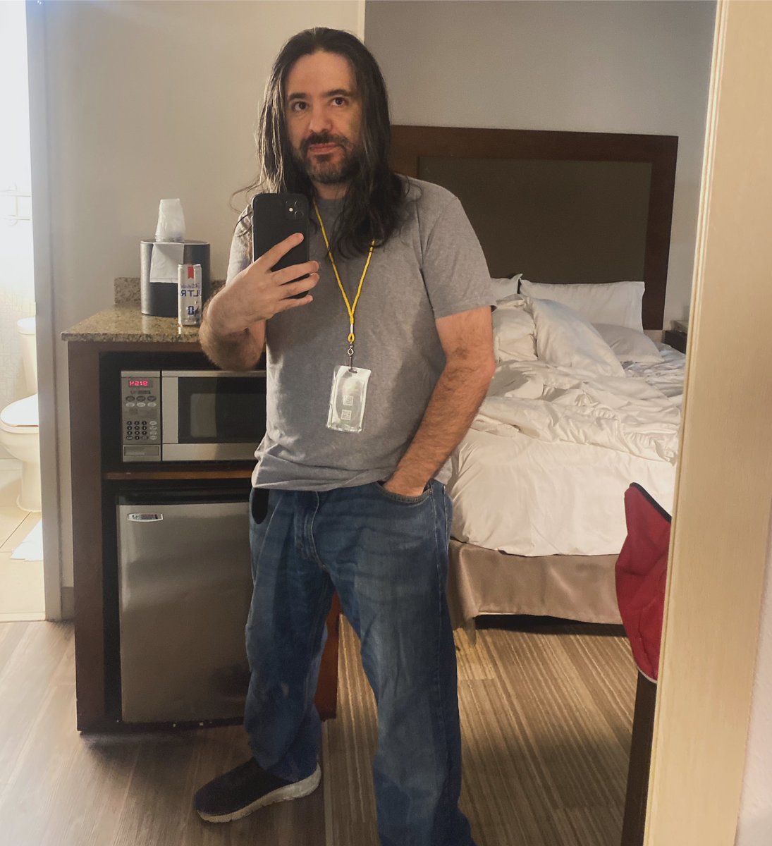 8-Bit Eric tweet media