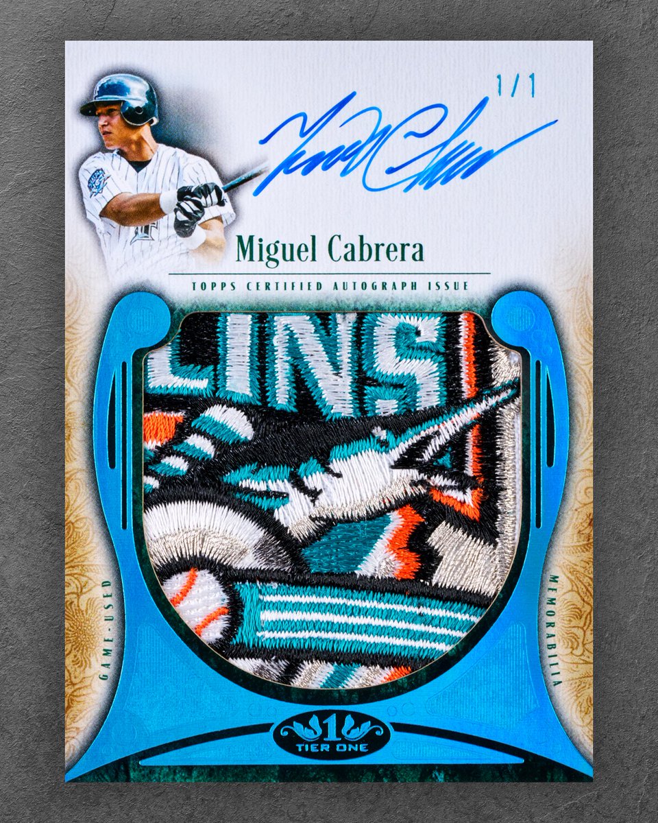 Topps tweet media