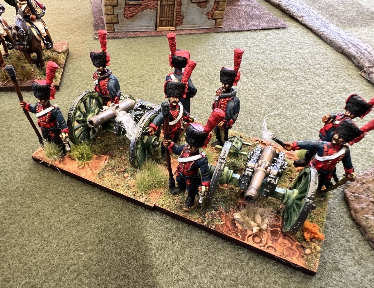 Oldwargamer's tweet photo. #Waterloo French Guard cavalry and horse guns enter the fray. #28mm #FrontRankMiniatures https://t.co/aH958zggqS