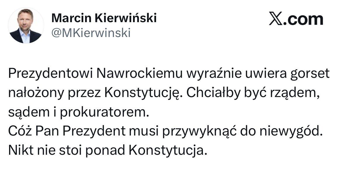 Bꓭambo tweet media