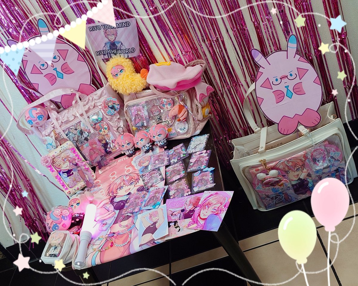 TakajoMika's tweet photo. yay cupsleeve event today !! 
my first irl event like this, all vip have been so welcoming and friendly ;;;;;!! https://t.co/DqgpM5zsGt