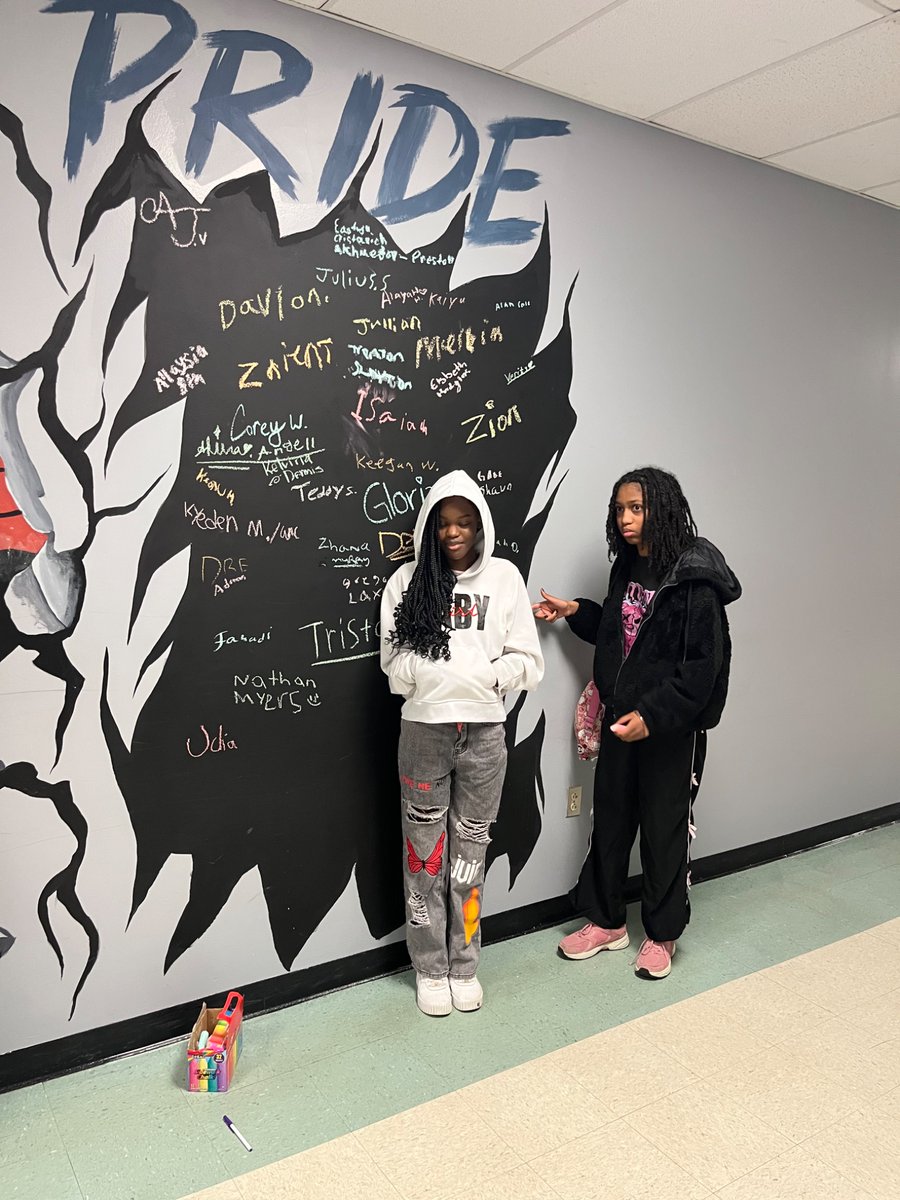 Lange Middle School tweet media