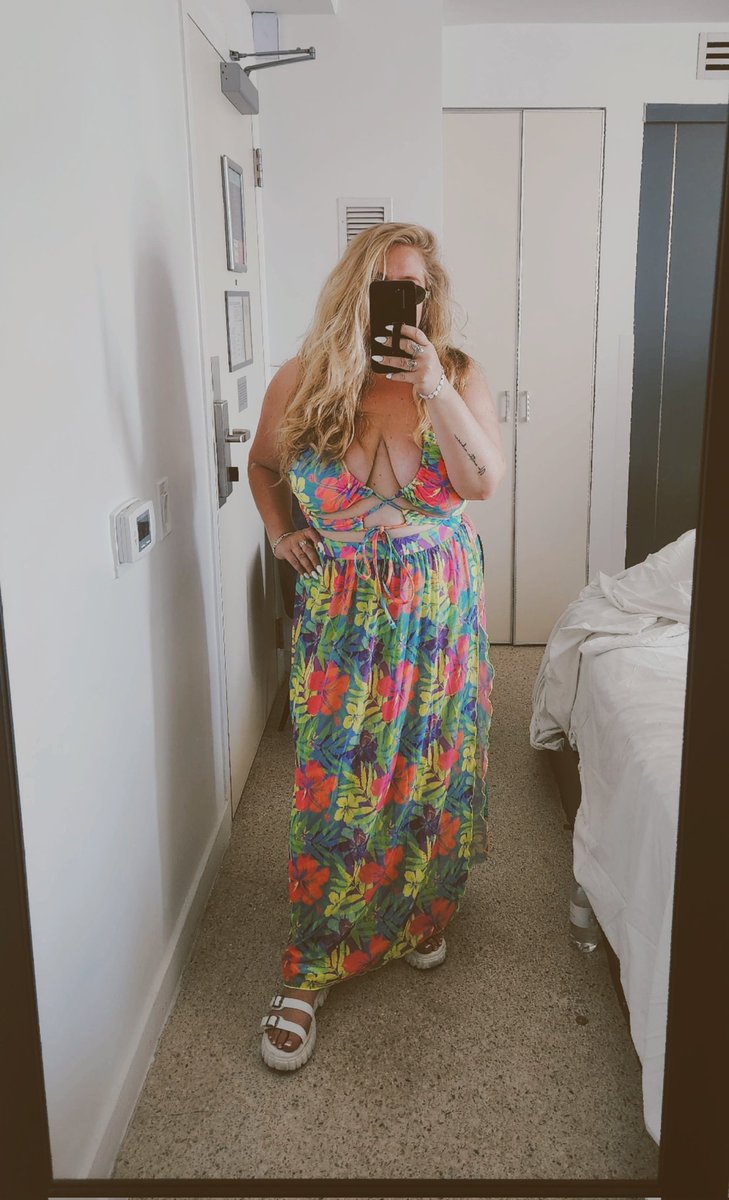 Goddess Twins tweet media