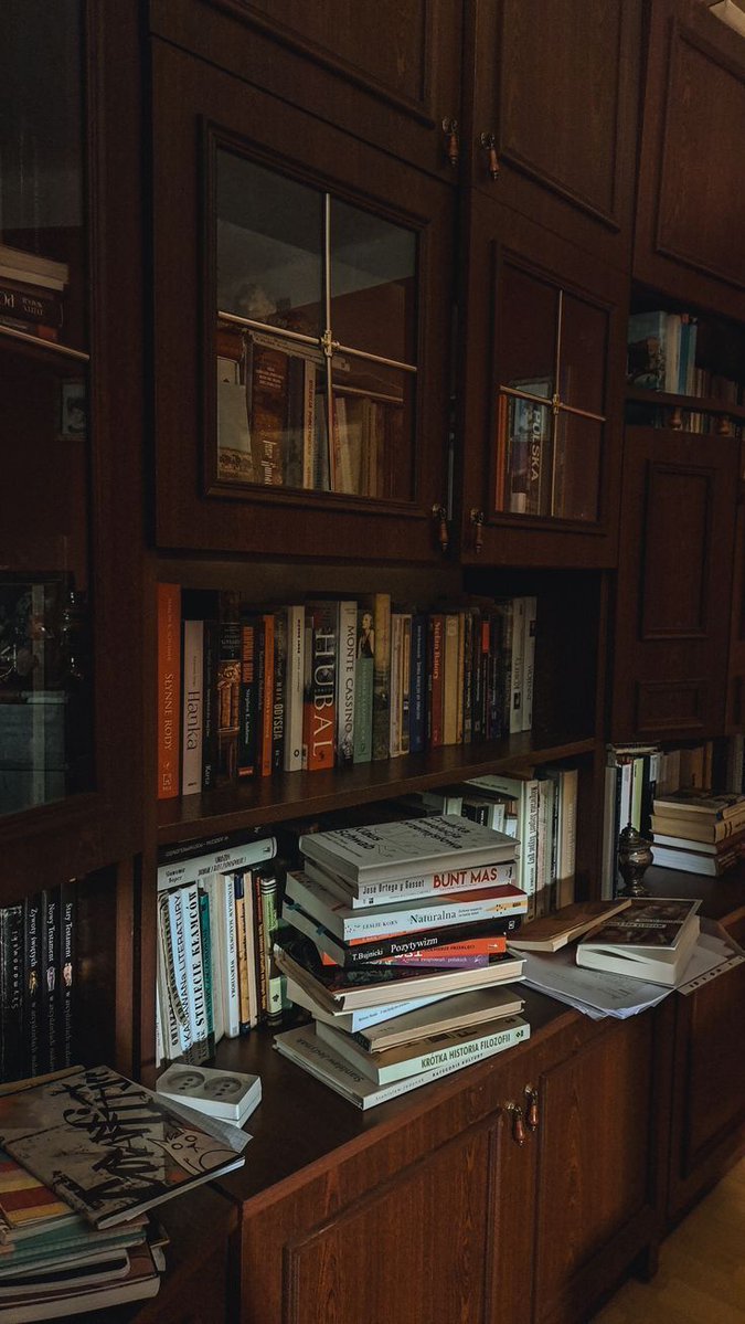 Booktasters tweet media