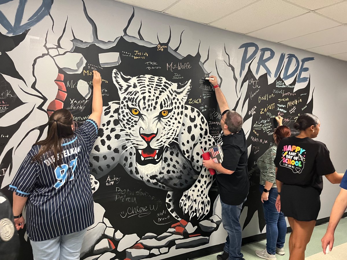 Lange Middle School tweet media