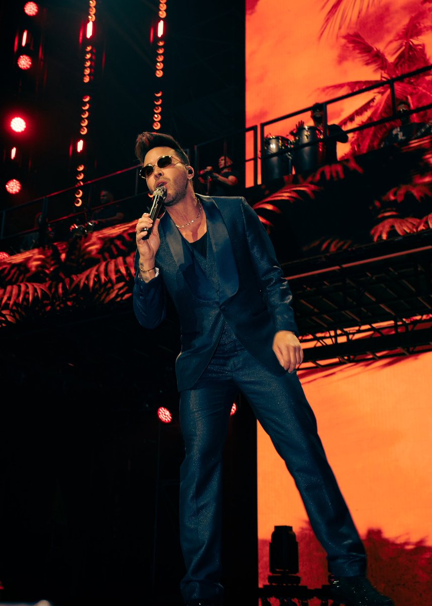 PrinceRoyce tweet picture