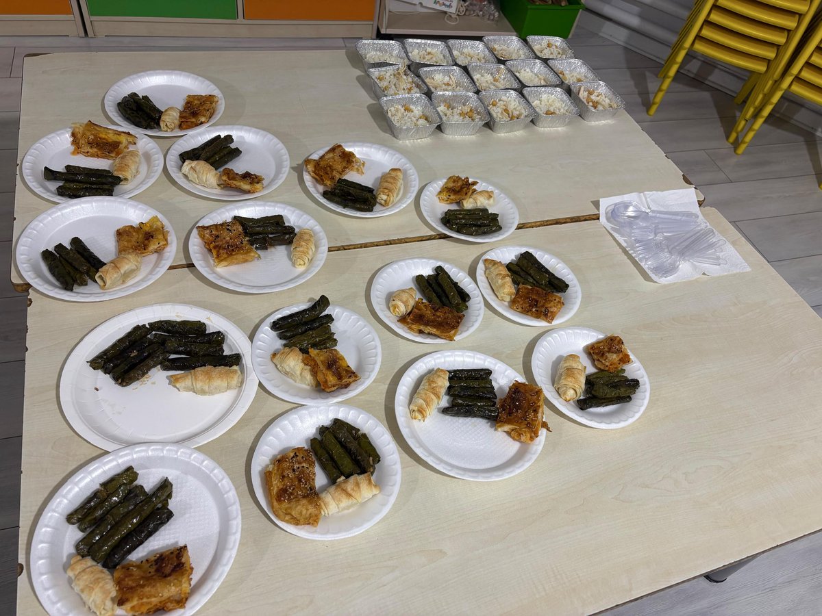 DargecitA's tweet photo. Türk Mutfağı Haftası kapsamında okulumuzda çeşitli etkinlikler düzenlendi. Öğrencilerimiz geleneksel lezzetlerimizi tanırken keyifli ve öğretici anlar yaşadı.@Dargecit_MEM @mardinilmem @tcmeb https://t.co/8WjXQfmAtY