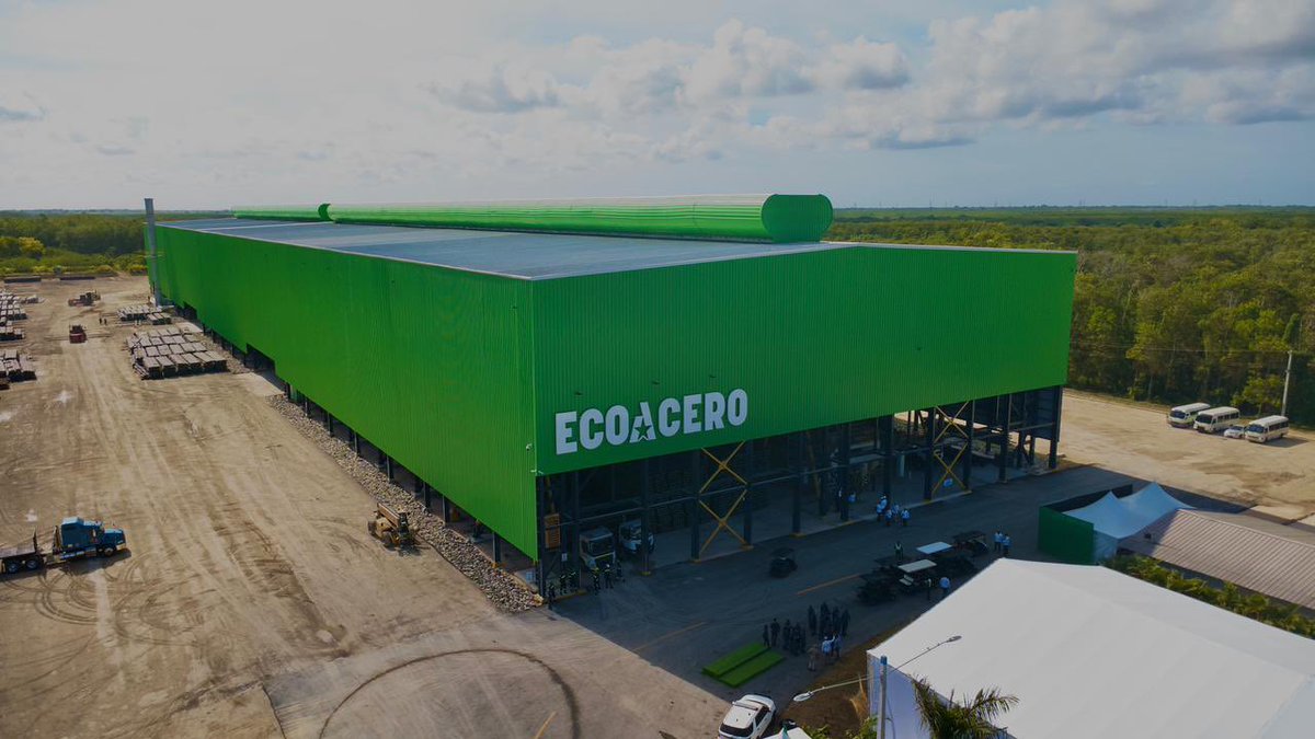 itobisono's tweet photo. Me llena de satisfacción haber acompañado este proyecto desde sus inicios y verlo hoy convertido en una realidad. Junto al presidente @luisabinader y la vicepresidenta @RaquelPenaVice, participé en la inauguración de EcoAcero, una muestra de la confianza que genera nuestro país para la inversión y del potencial que tiene la República Dominicana para seguir consolidándose como una potencia industrial. 🇩🇴

Felicito a la familia Estrella, especialmente a Pedro Estrella, CEO de la empresa, por hacer posible esta gran visión.