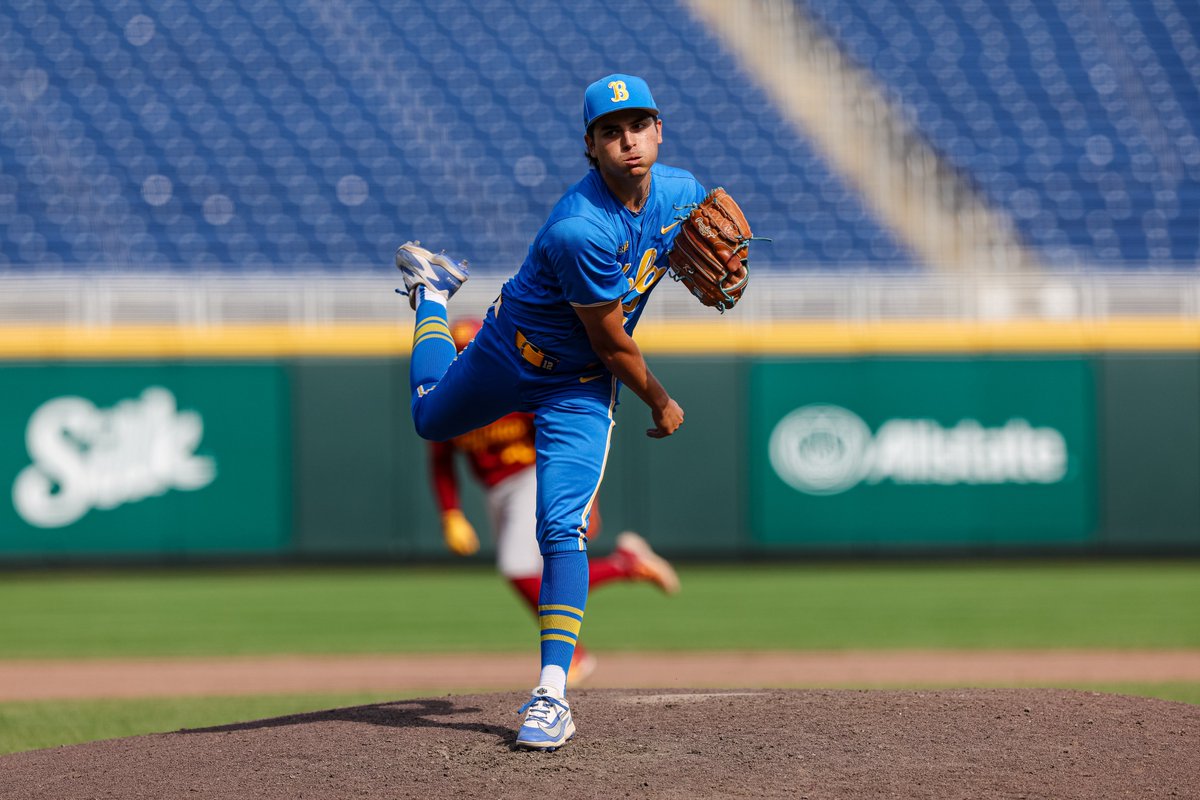 UCLABaseball's tweet photo. M8 | Zach Strickland sets the Trojans down in order 🔥

UCLA 4, USC 3

Due up: Martin, Brennan, Gasparino https://t.co/YDRAu6zzVO