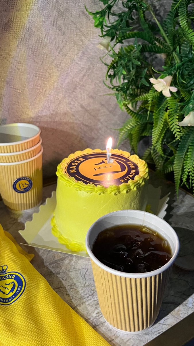 lbncu's tweet photo. مدري عنكم بس هذي آحلى مفاجأة وصلتني
Loveeee you🫶🏻💛 @Moneyy2021 https://t.co/Bc4UWMbpL8