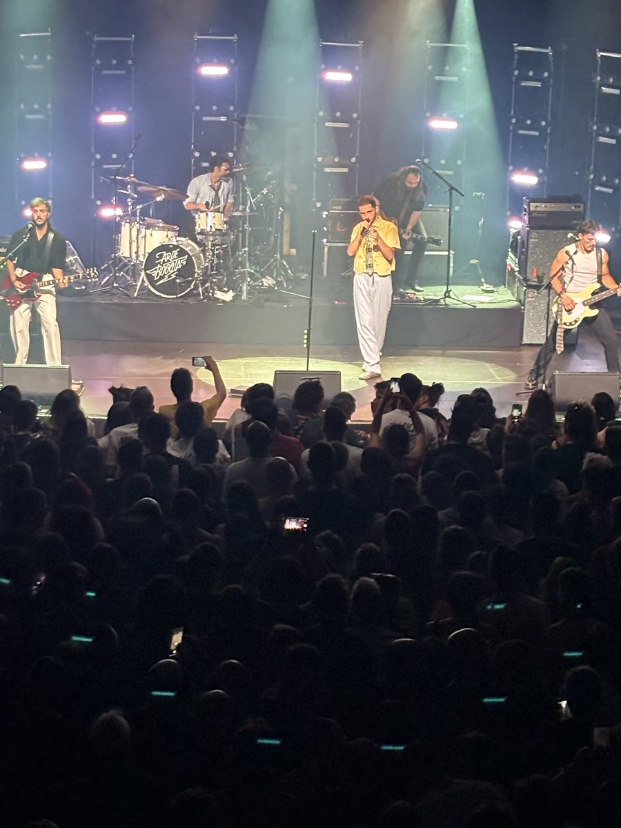 rubenbago's tweet photo. @arde_bogota maravilloso concierto de la banda murciana en Bruselas
Apoteosico https://t.co/M5857EJa8h