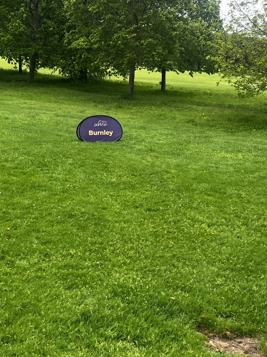 Rosierooroo_87's tweet photo. #3positives for today 
1. Burnley @parkrunUK was good to get some change of scenery and some fresh air. 
2. Helped mum with a Tesco shop which was much appreciated 🛒 
3. Spent a bit of time in Preston with Matt https://t.co/AFhxjOPg4g
