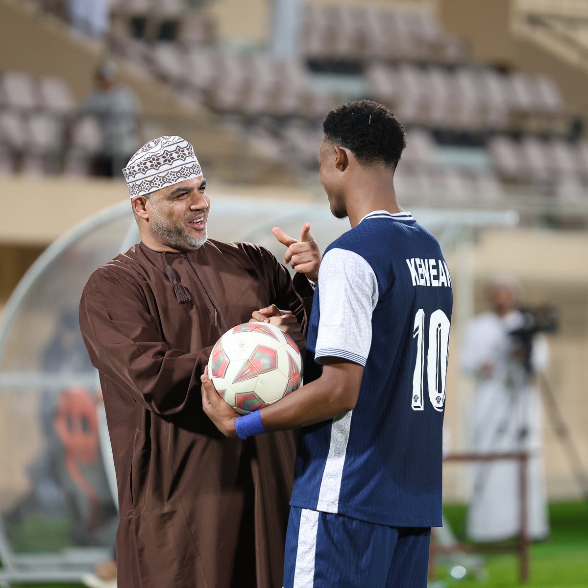 AlShababc's tweet photo. 📸 
خلف هذا المشوار ، إدارة تؤمن بالفريق 🫂💙
شُكرًا من القلب أبو رائد 🎖️
شُكرًا مجلس الإدارة 🙏

#دوري_جندال | #النهضة_الشباب
#الرائد_للعقارات https://t.co/ieLNbRYsxU