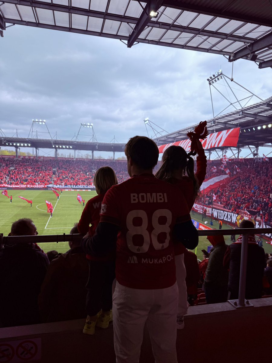 Damian Bąbol tweet media