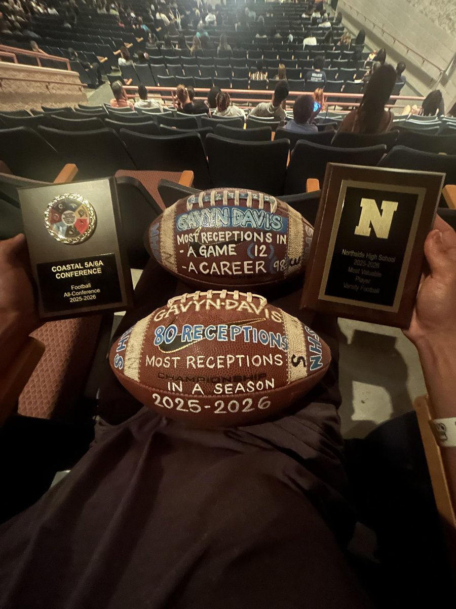Gavyn Davis tweet media