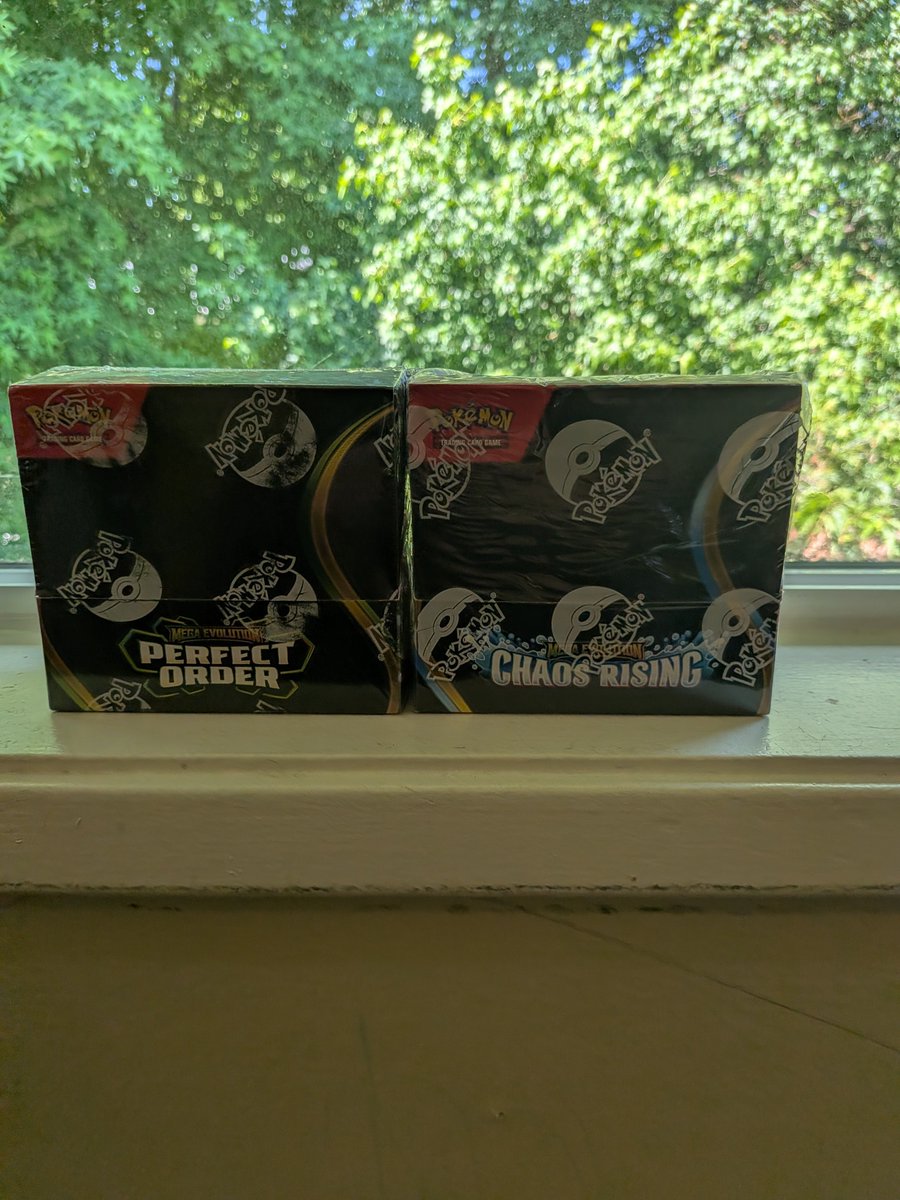 HOOTONSOL's tweet photo. Just arrived!!! Which one should I rip first?? https://t.co/UPZdnokWgL