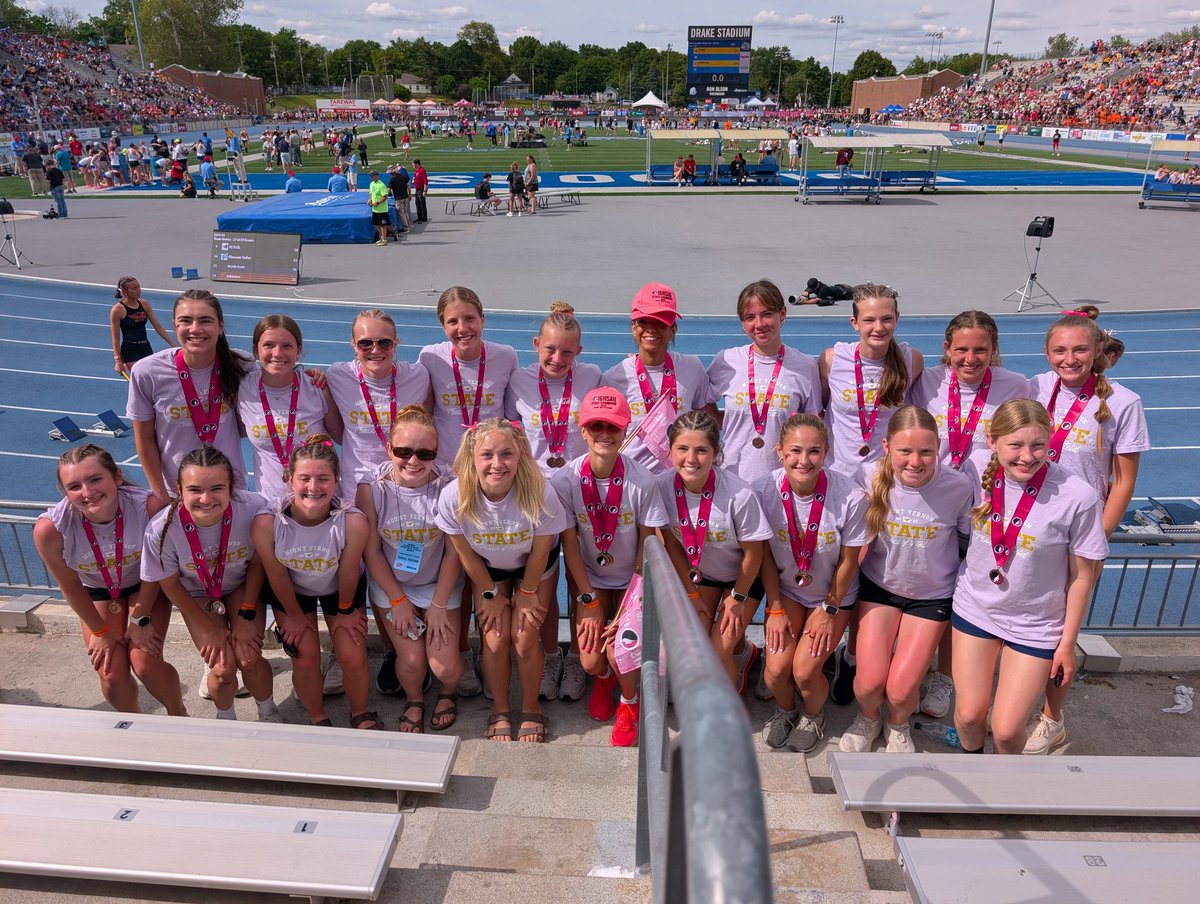 MVGTF1's tweet photo. Mount Vernon is your 2026 Class 3A Girls Track &amp; Field State Champions! https://t.co/7LlGaLwD4X