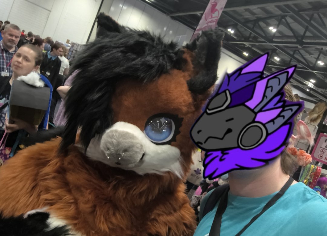 LunaThePrima's tweet photo. had such a lovely and wonderful day at London MCM Comic Con and being able to meet all these adorable fursuiters!~ cant wait to one day have a suit of my own~ 

(more images in comments) https://t.co/mGnLpR3YiR