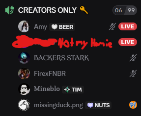 AmyFNReal's tweet photo. CALLING WITH HOMIES https://t.co/2kkictjZpQ