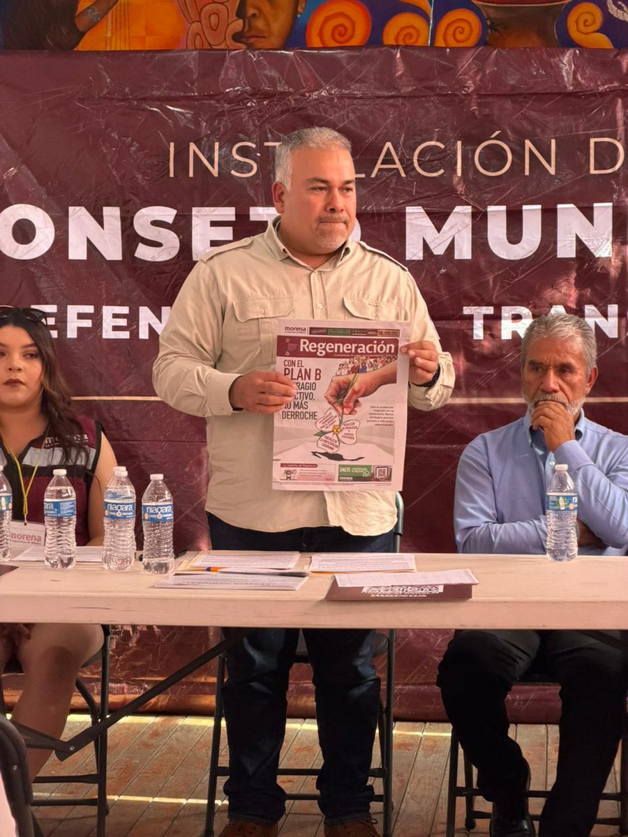 RMarquezMR's tweet photo. Organización para la defensa de la #soberanía y la #transformación.
Hoy los vientos del movimiento de @PartidoMorenaMx nos llevaron a #Paracho, en #Michoacán, para instalar uno de nuestros #ConsejosMunicipales, para fortalecernos rumbo hacia el 27.
#MorenaOrganizaciónYEsperanza https://t.co/FRr6aPUXQ8