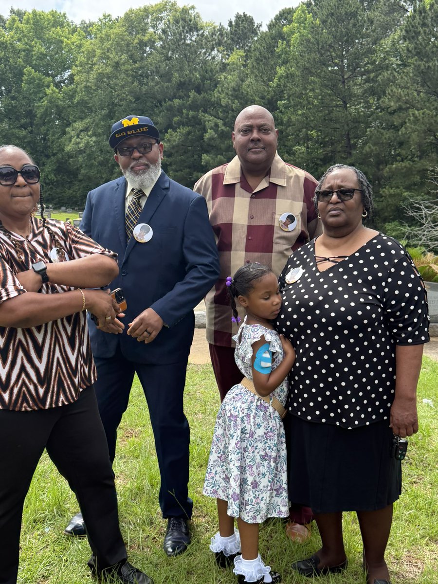 Mooney Da Mayor Moore tweet media