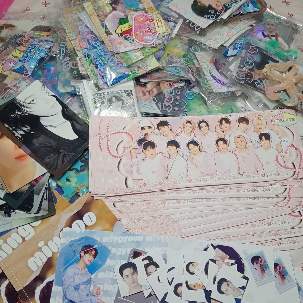 wnslover's tweet photo. SEE YOU LATER CARATDEUL ~ 🫶

Fan support by: @soonwonshi 

#ThisIsSVTAtAMMB
#FanNightsAtAMManilaBay https://t.co/54xhhvRah2