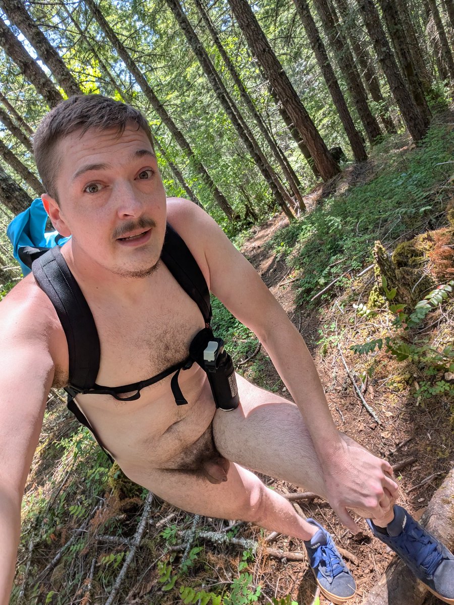 ThatNaturistGuy tweet media
