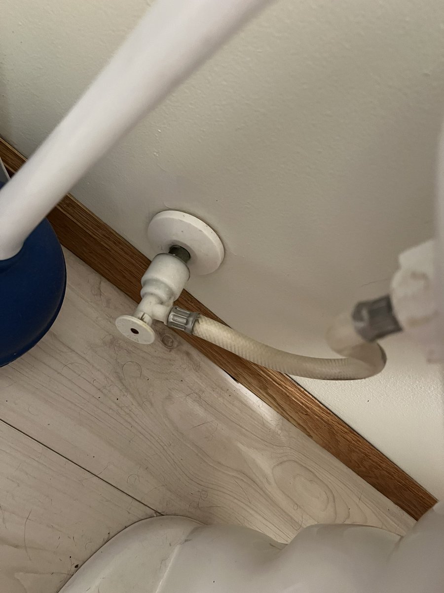 NB_651's tweet photo. What a massive pain in the ass. 17 connections changed out. 

50% of them were leaking. What the fuck https://t.co/flkTQx6tHp