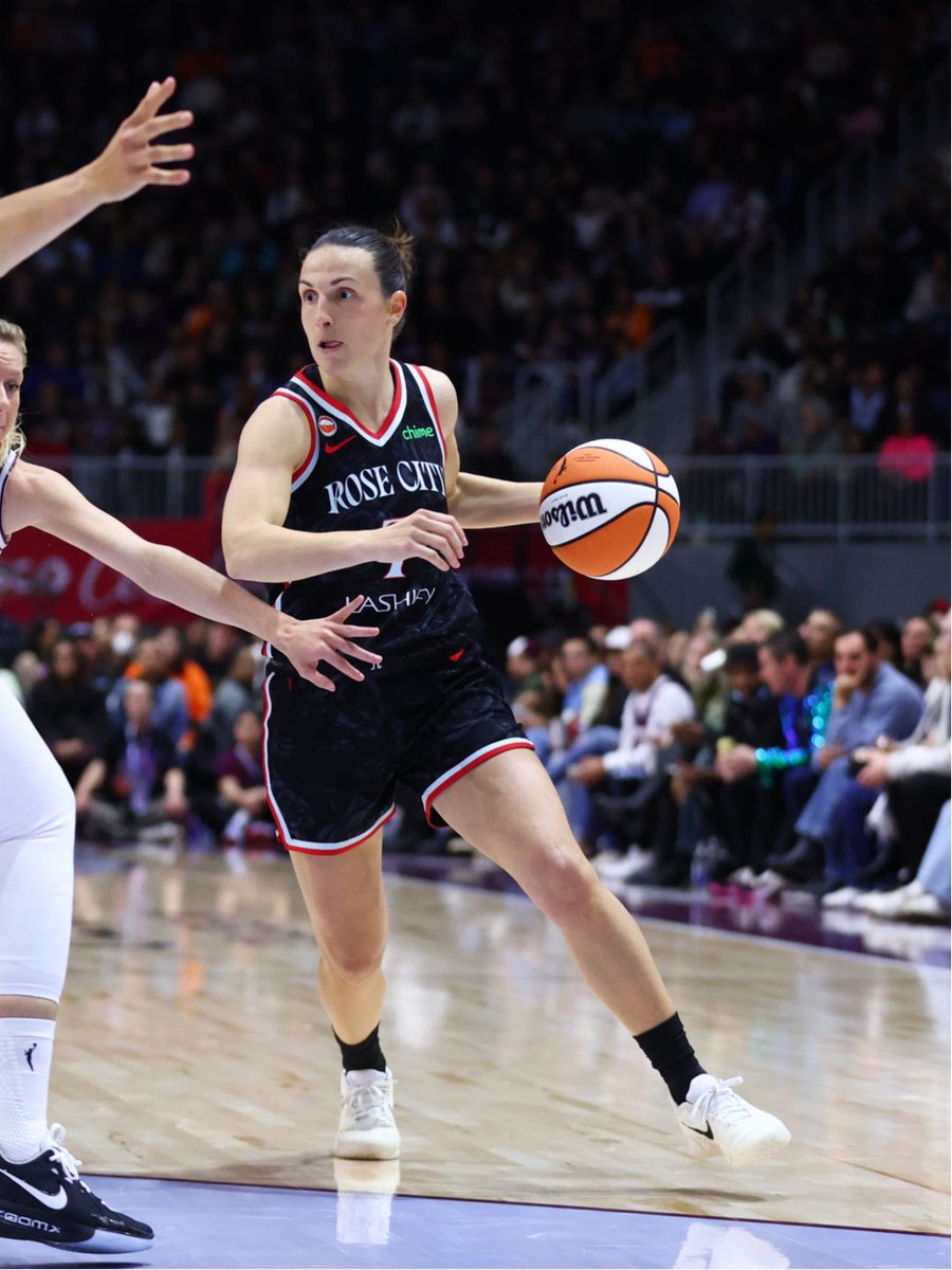 theportlandfire's tweet photo. HISTORY MADE 👏
 
Teja Oblak becomes the first Slovenian basketball player to play a game in the WNBA. She had an impressive debut with 9 assists. 🤝 https://t.co/OHAPce6Dr9