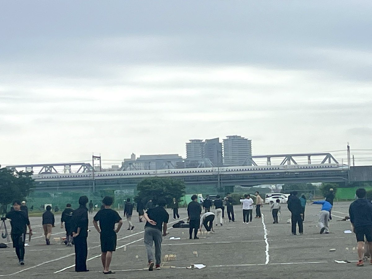 tomoko tweet media