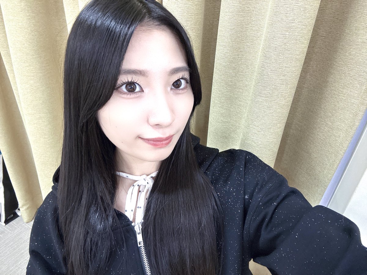 石黒 友月 tweet media