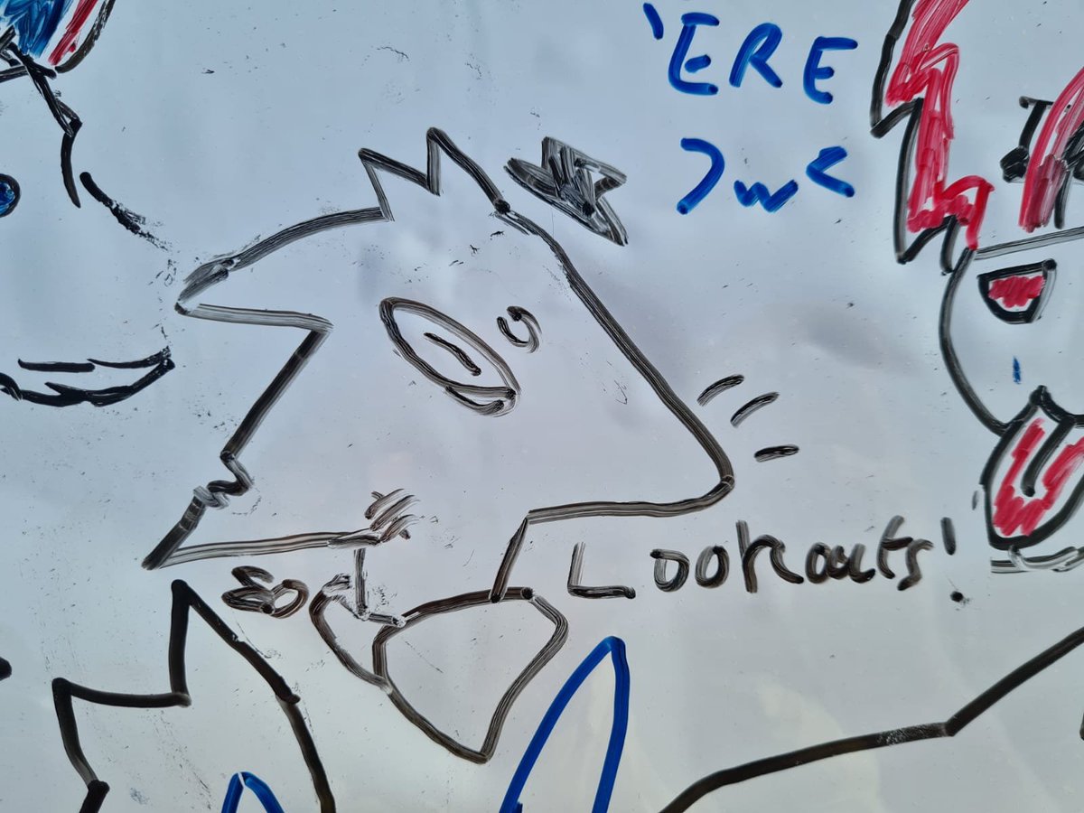 MarbleClaws's tweet photo. Saw this van at a car park near Confuzzled (visiting a friend who was attending) and felt the urge to contribute -- Hawky #LookoutsVN https://t.co/oZGPR1KzOs
