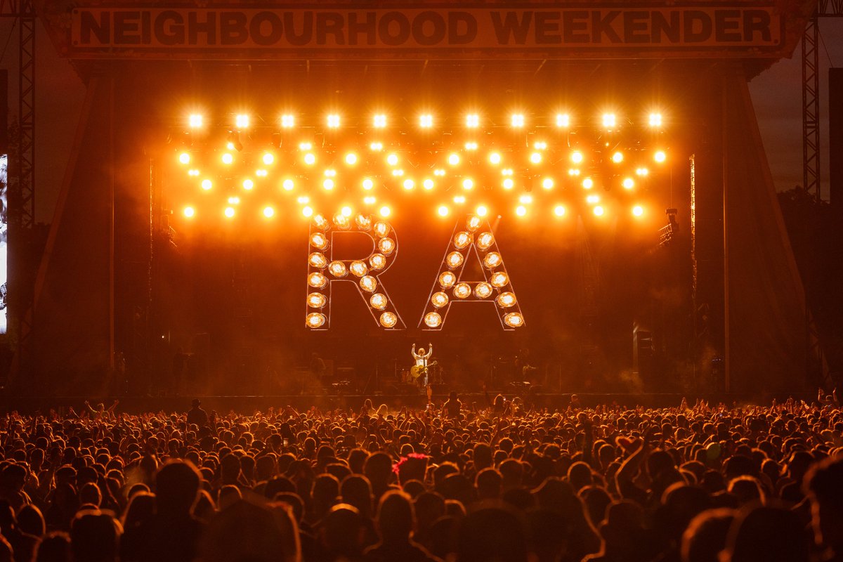 nbhdweekender's tweet photo. Day 1 closed out in style with @richardashcroft! What an amazing start to the weekend - see you all tomorrow for Day 2  ❤ 🎉#NBHDWKND26

📸 Liam Maxwell https://t.co/5K8dX4ZzEB