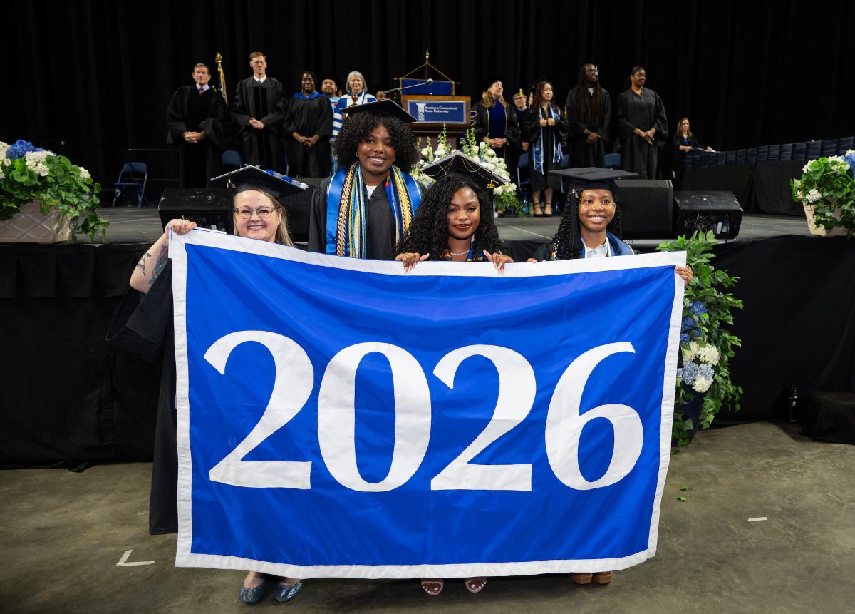 SCSU's tweet photo. “You chose well.” 💙

This week, Southern celebrated the Class of 2026 across graduate and undergraduate Commencement ceremonies honoring nearly 2,600 graduates. Congratulations, Owls! 🎓 

Learn more and photo galleries: https://t.co/xEsHogPy34 https://t.co/zrJOaMZUH1