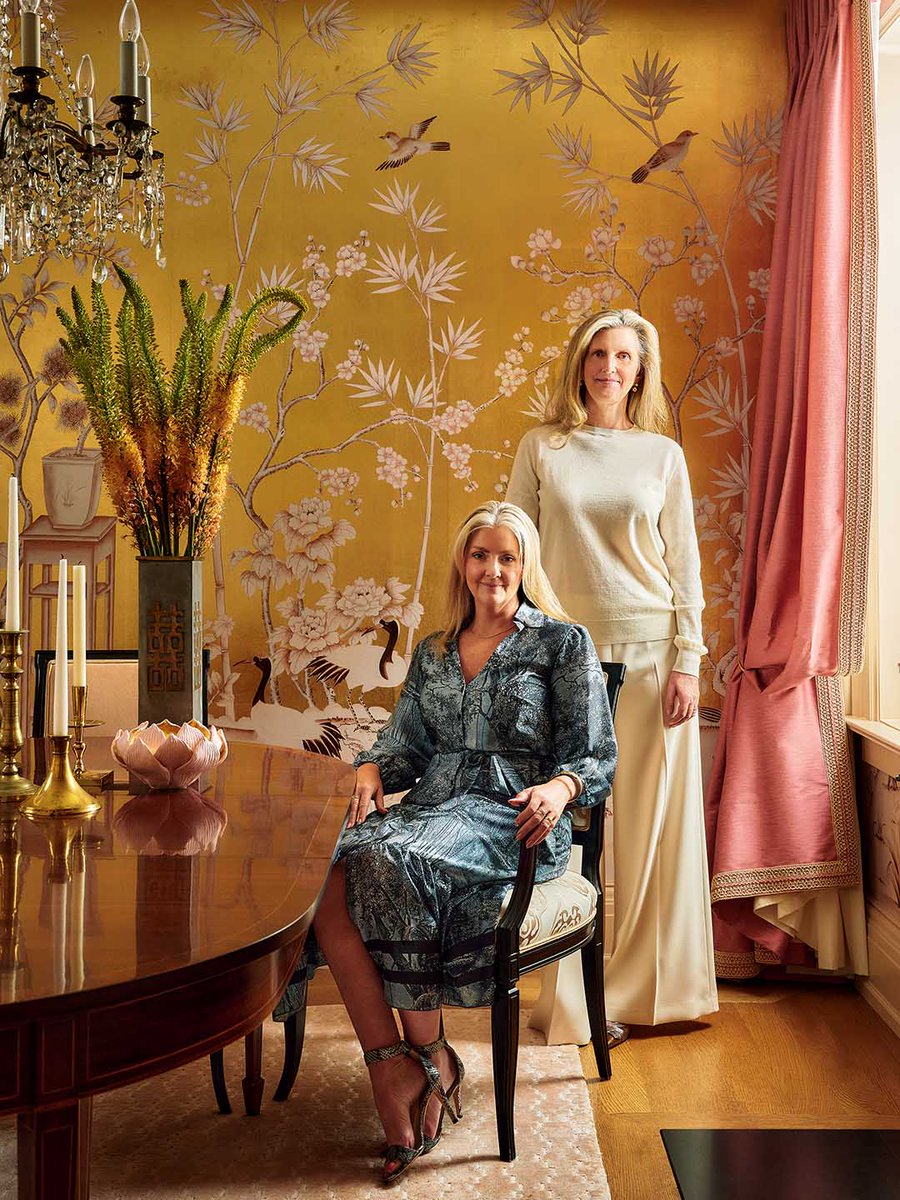 MaisonetDemeure's tweet photo. Le charme des maisons victoriennes, mais version 2026. Cette maison de Toronto revisitée par la designer @katestuartinteriors prouve qu’on peut moderniser une demeure patrimoniale sans lui enlever son âme.  https://t.co/mfMWQae6rl

 @patrickbiller
 @tomdesigncollective https://t.co/lFsuSF1Rev