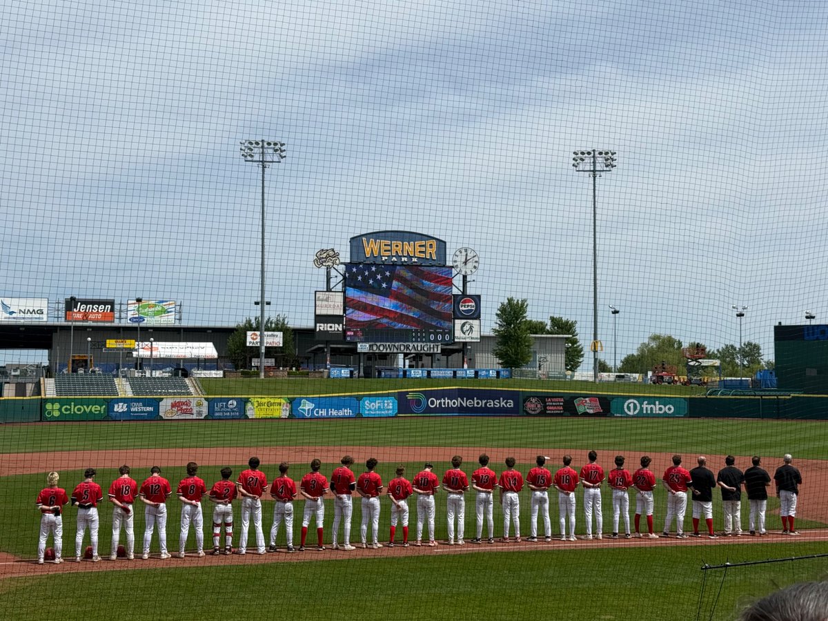 MMDugoutClub's tweet photo. A season to be proud of comes to an end as the Knights fall to Lincoln Lutheran 2-3, and finish as Class C State Runner-Ups

Notables:

@PrestonPeatrow1: 4.2IP/0H/0ER/5K
Sall: 1.1IP/0H/0R
Sheridan: 1-3,2B,1RBI
@woschieber: 1-3
@miles_wewel: 1RBI

@MMBaseball
#WinThisPitch #UIOGD https://t.co/Yh574u2WY7