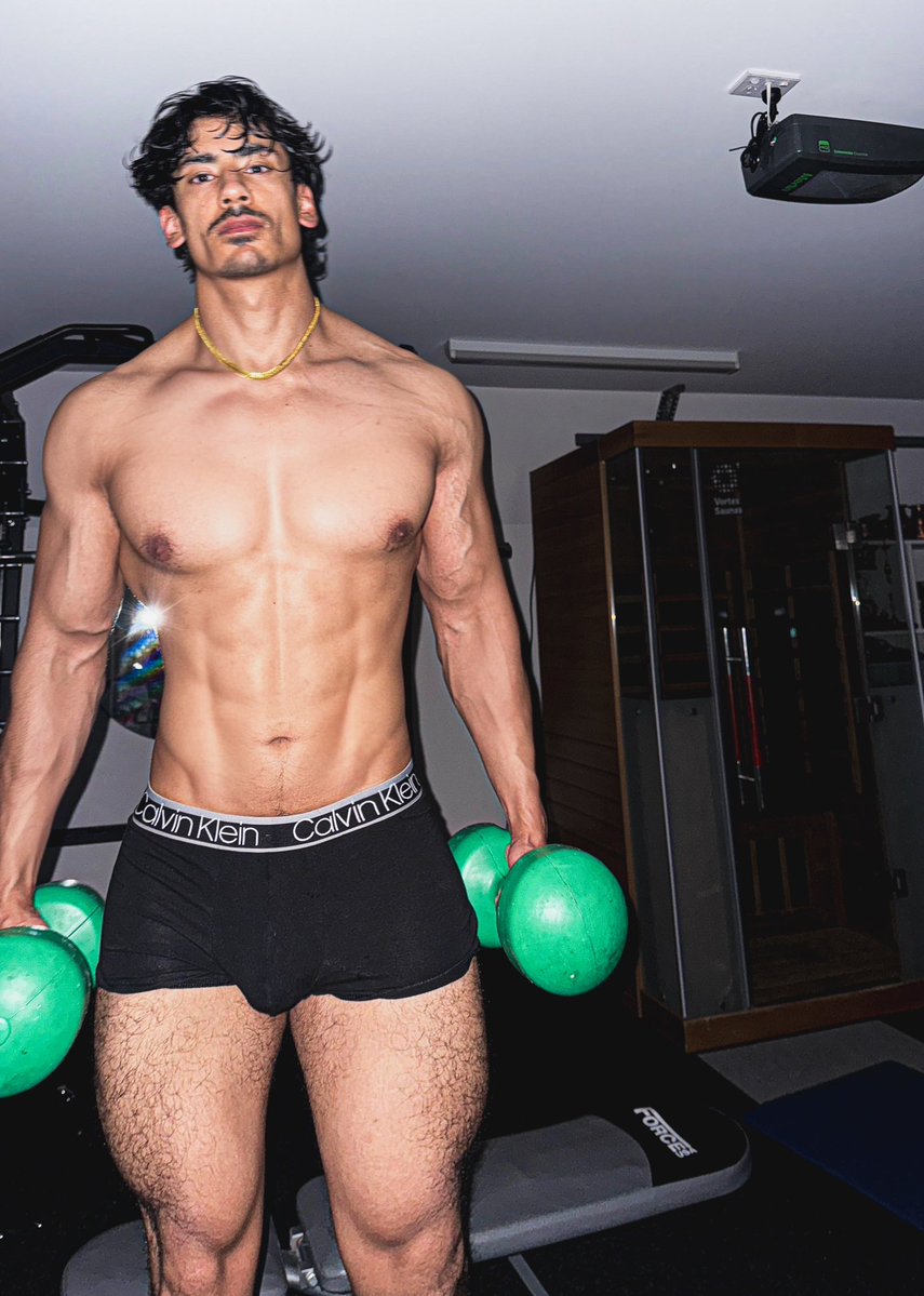 Brownboyfit tweet media