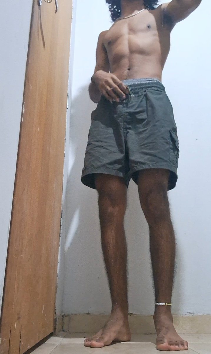 errd666's tweet photo. Corpinho tá crescendo 💪🏾 https://t.co/WNPSMxnQvH