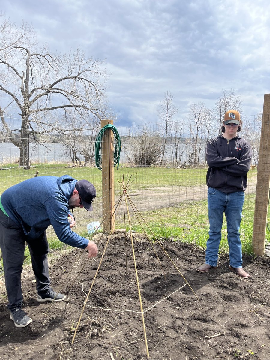 stlukercsd's tweet photo. Wellness tools for staff and students this week; sound bath by Lee-Ann and nature soil therapy planting gardens at Camp Monohan. #mentalhealthawarenessmonth @wbhackl https://t.co/LcUJoRyCi4