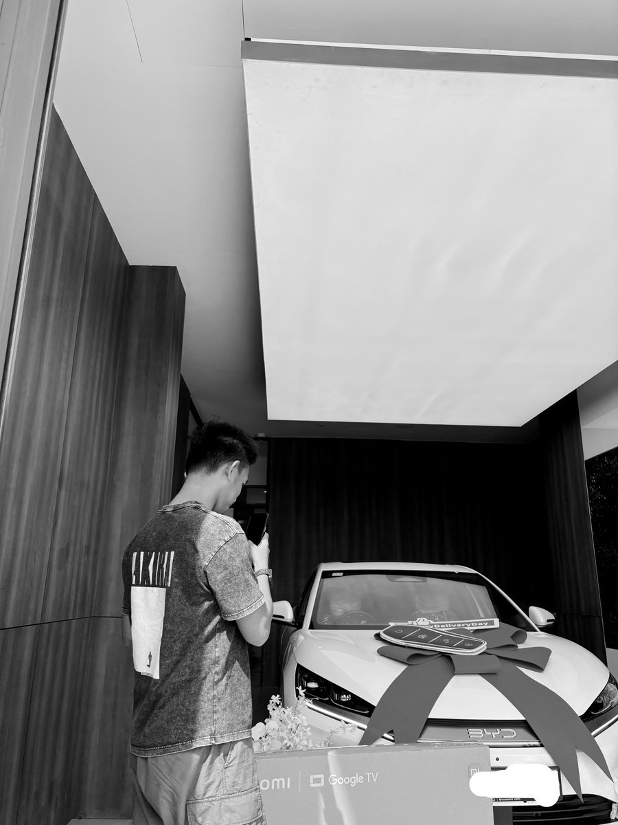 xiaomenglah's tweet photo. Dapat 50% increment, dapat kereta baru, biz doubles revenue... All good news in a week, alhamdulillah https://t.co/PakpBr2wNW