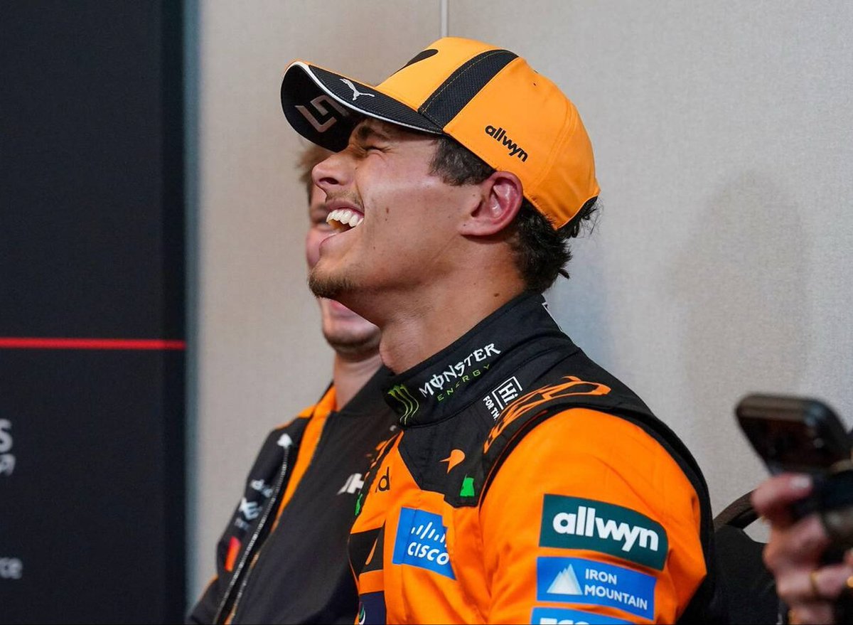ln4norris's tweet photo. live laugh love lando norris https://t.co/Gi1iORPDgW