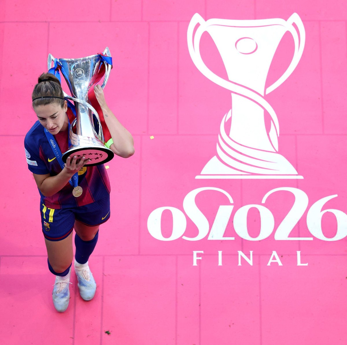 iikerrg24_'s tweet photo. 𝑳𝑨 𝑹𝑬𝑰𝑵𝑨 𝑫𝑬 𝑬𝑼𝑹𝑶𝑷𝑨 💙♥️🏆 https://t.co/4U82YDVfkO