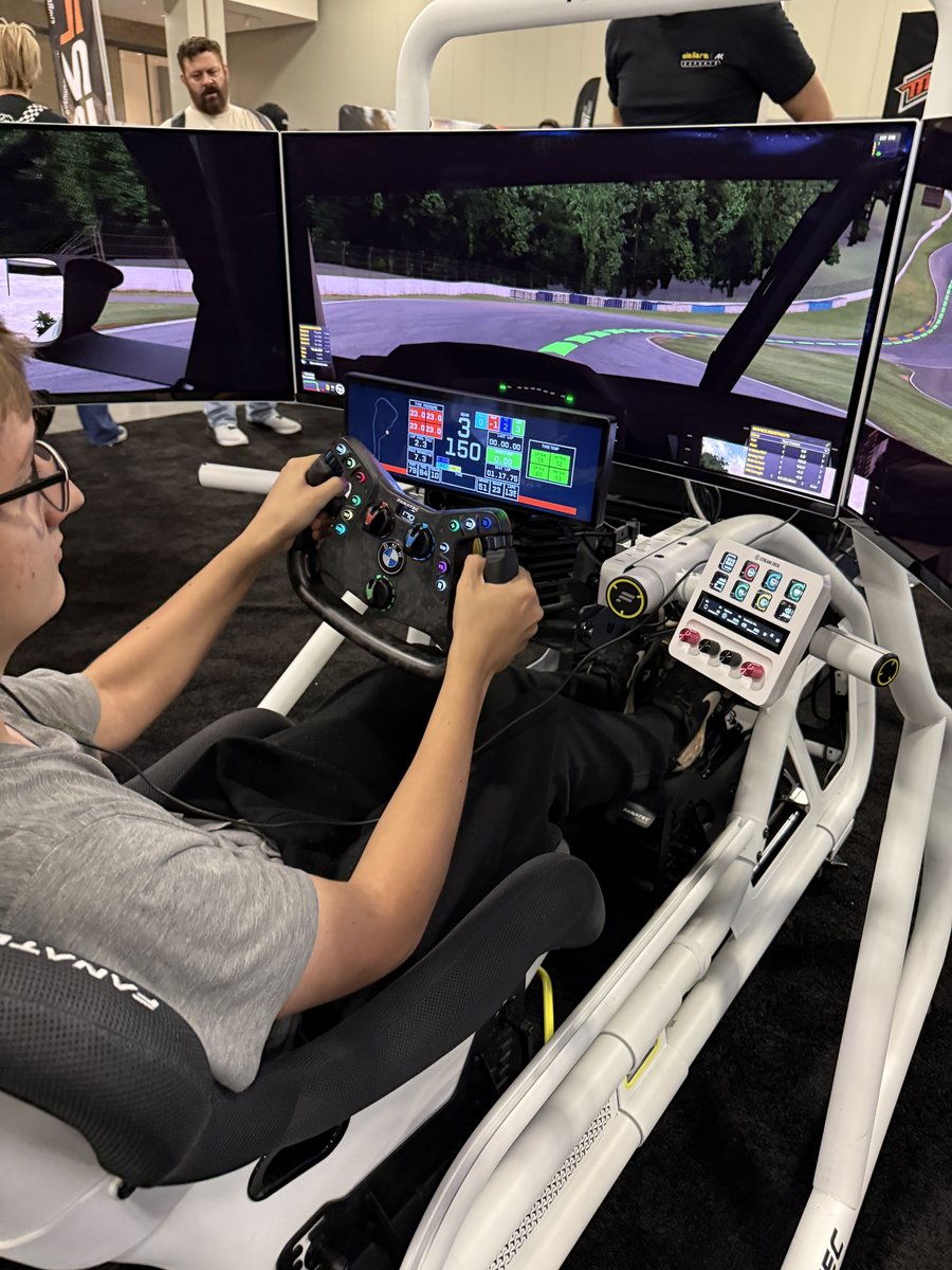 FANATEC tweet media