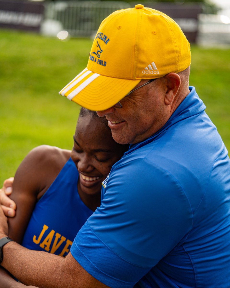 JavelinaTFXC's tweet photo. THAT’S A SIX-TIME ALL-AMERICAN

Oneika earns the first individual outdoor All-American honors of her career!!

#LosHogs X #JALISCO https://t.co/Agep8prUfL