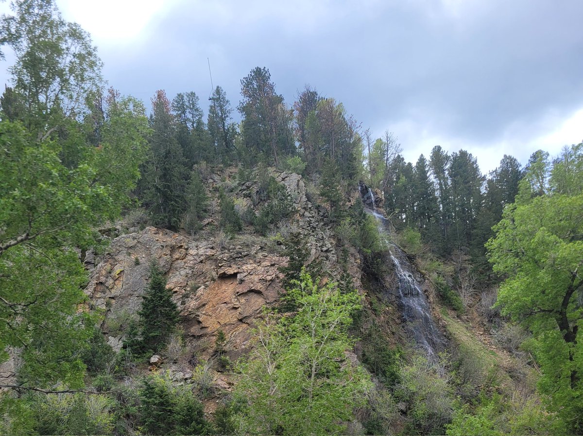 olu77's tweet photo. Idaho Springs is absolutely stunning! Colorado is the most beautiful place to see so much #GodArt at every turn. So grateful to experience the beauty in person. https://t.co/22jywwPJ9A