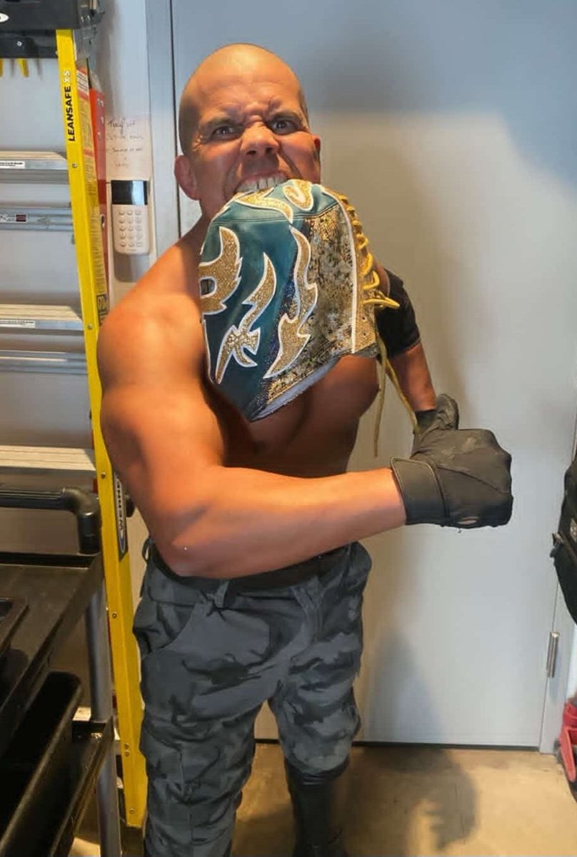RickyReyesSATX's tweet photo. DM here or reyesnunez110414@gmail.com for Bookings Wrestling and SEMINARS #LuchaGOD #StrongStyleLucha #TexasWrestling #ProWrestler 📍SATX https://t.co/3NWzVnWEln