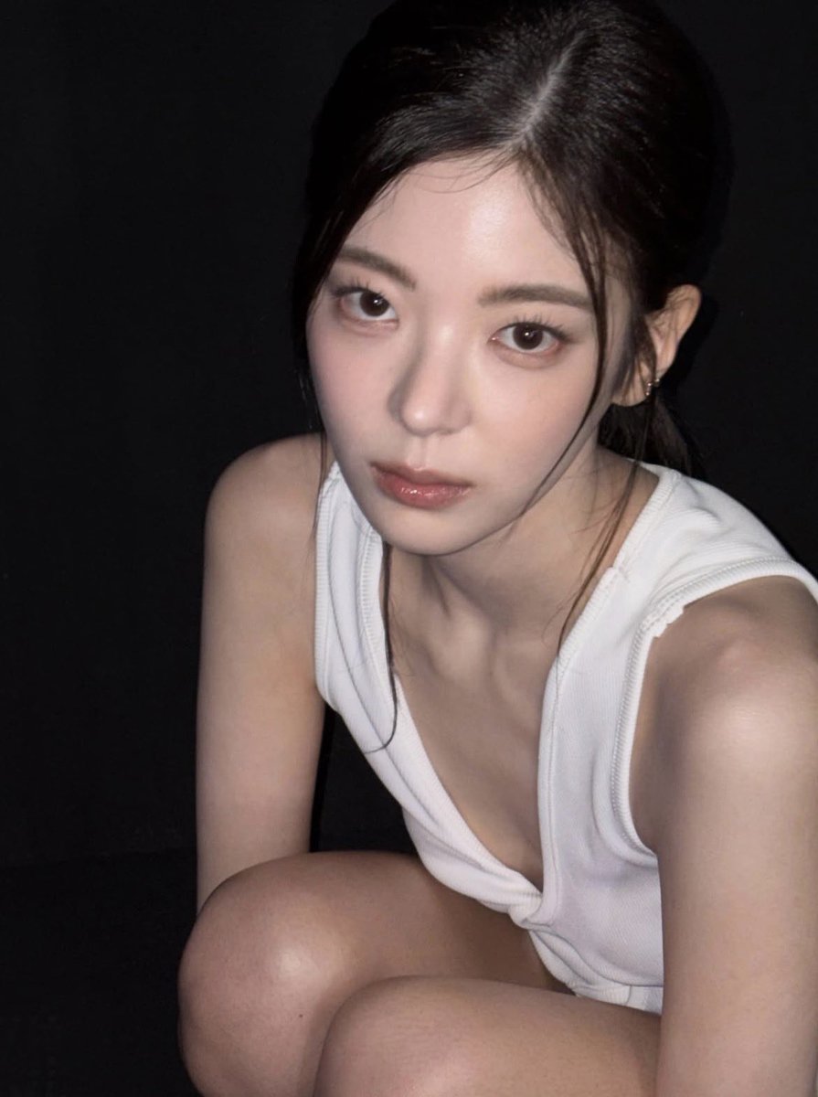 diaᶻ 𝘇 𐰁 tweet media