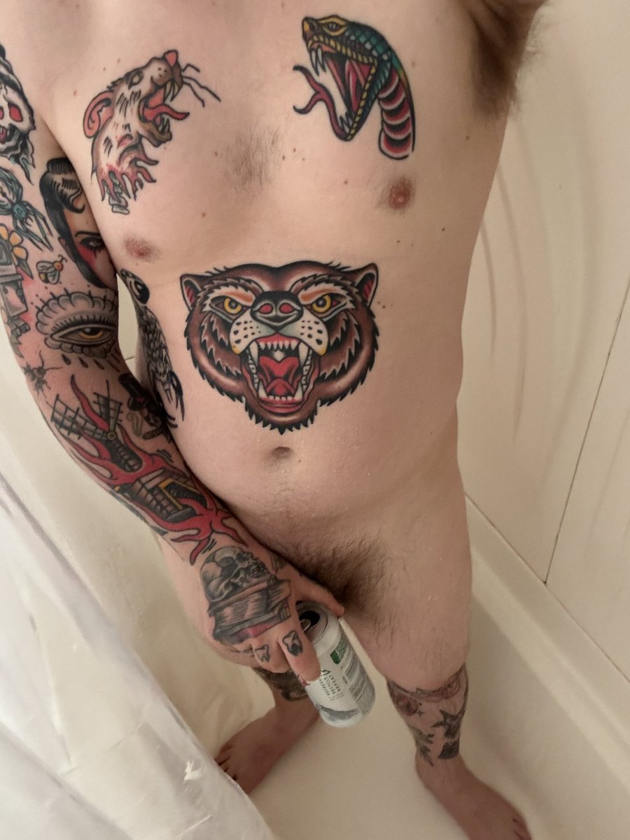 _JamesMain's tweet photo. Shower beer to start off the long weekend! Hope youโre all getting crazy๐
#onlyfans #tattoedguys #bigcock #bigboy #beefyboy #altmen https://t.co/YHzgej0WMp